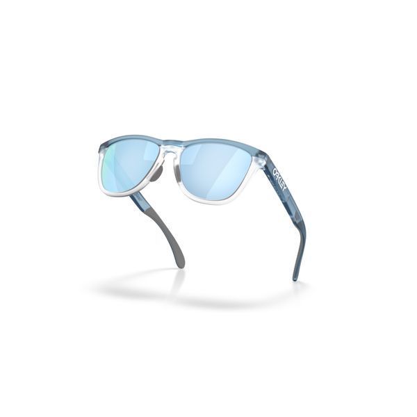 Сонцезахисні окуляри Oakley Frogskins Range XL Transparent Stonewash/Clear Prizm Deep Water Polarized 0888392672148 фото