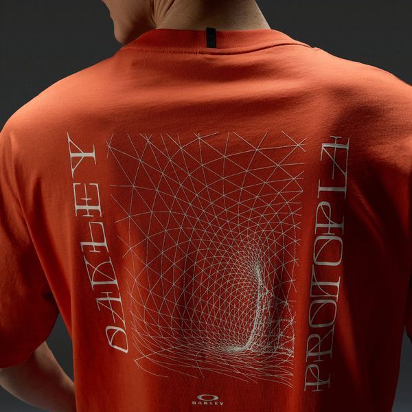 Футболка Oakley Reserve Momento Protopia Tee 8056153906159 фото