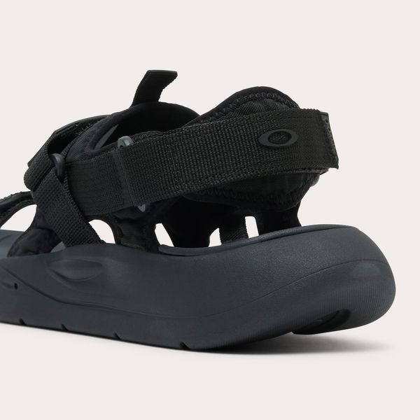Сандалі Oakley Studio Sandal 8056153912907 фото