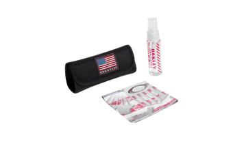 Набір Oakley USA Flag Lens Cleaning Kit 0888392095121 фото