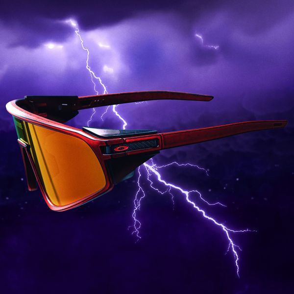 Сонцезахисні окуляри Oakley x Fortnite Red Knight Latch Panel Raceworn Red Knight Prizm Ruby 0888392677624 фото